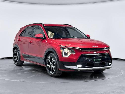Runway Red 2023 Kia Niro Touring