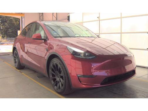 2025 Tesla Model Y Long Range