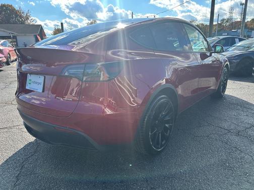 2025 Tesla Model Y Long Range