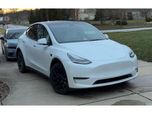 2022 Tesla Model Y Long Range