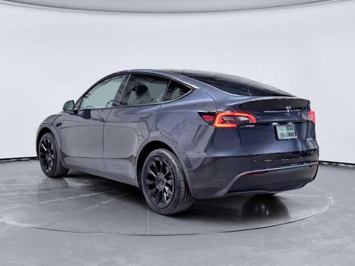 Stealth Grey 2024 Tesla Model Y Long Range