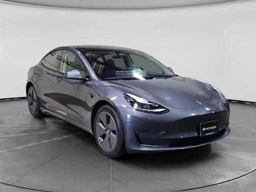 Midnight Silver Metallic 2020 Tesla Model 3 Long Range