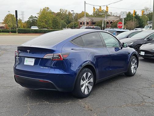 2024 Tesla Model Y Long Range