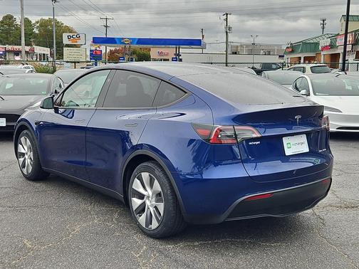 2024 Tesla Model Y Long Range