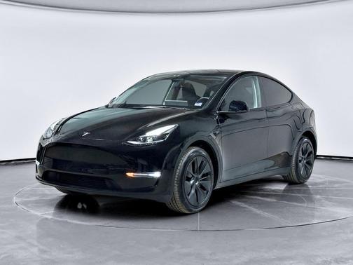 Solid Black 2025 Tesla Model Y Long Range