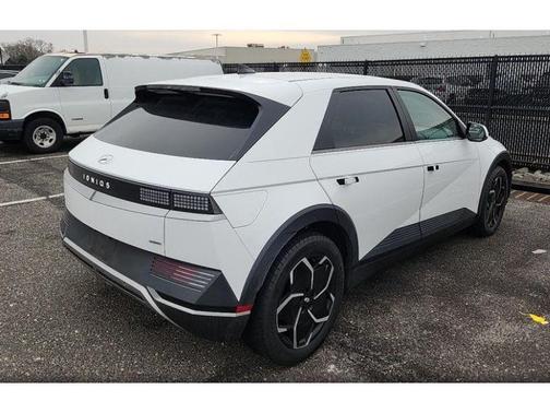 2023 Hyundai IONIQ 5 SEL