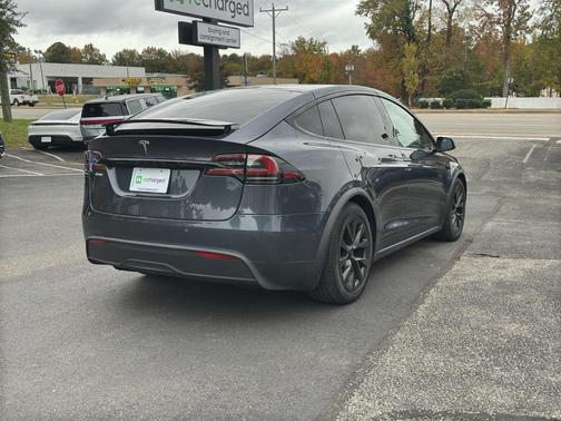2022 Tesla Model X Long Range