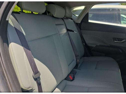 Ecotronic Gray Pearl 2024 Hyundai KONA EV Limited