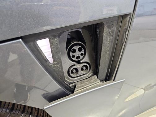 Fathom Blue Metallic 2024 Lucid Air Grand Touring