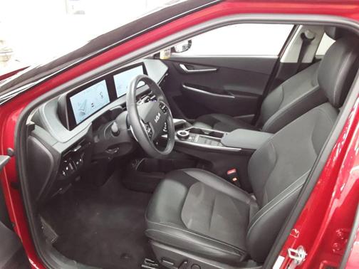 2024 Kia EV6 Light Long Range