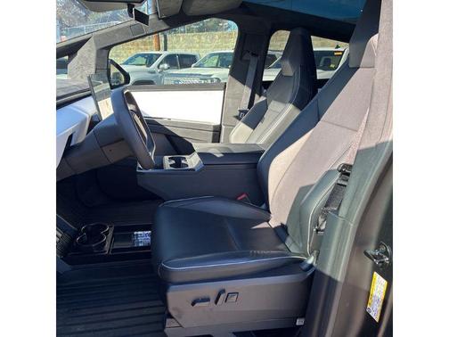 2024 Tesla Cybertruck Cyberbeast