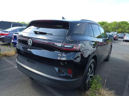 Deep Black Pearl 2023 Volkswagen ID.4 Pro