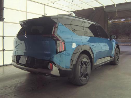 Ocean Blue 2024 Kia EV9 GT-Line