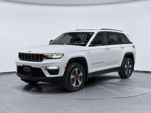 Bright White Clearcoat 2022 Jeep Grand Cherokee 4xe Base