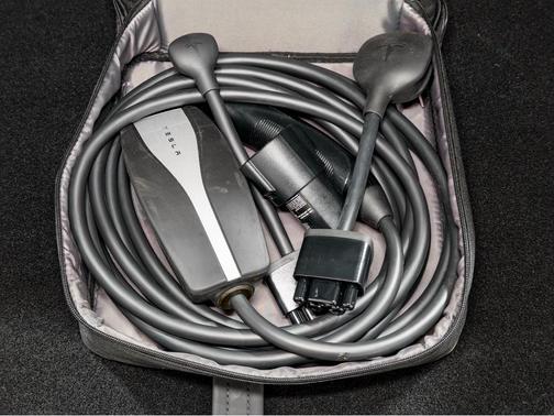 Deep Blue Metallic 2021 Tesla Model Y Long Range