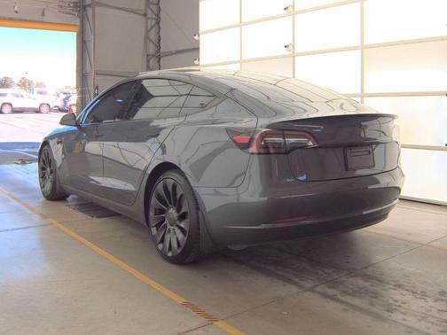 2023 Tesla Model 3 Performance