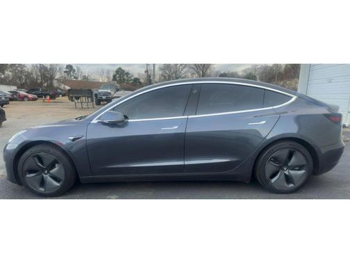 2020 Tesla Model 3 Standard Range Plus
