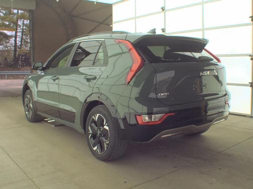 Cityscape Green 2023 Kia Niro EV Wind