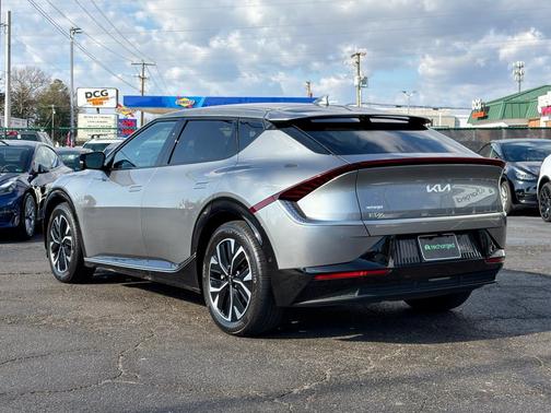2022 Kia EV6 Wind