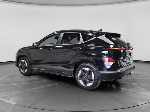 Abyss Black Pearl 2024 Hyundai KONA EV SEL