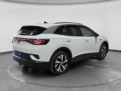 Pure White 2023 Volkswagen ID.4 Pro