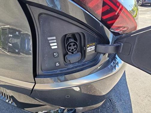2022 Kia EV6 Wind