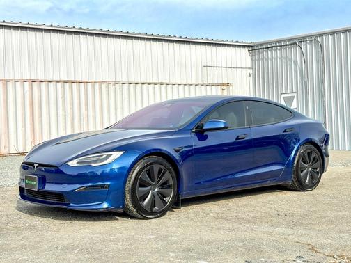 2022 Tesla Model S Long Range