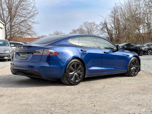 2022 Tesla Model S Long Range