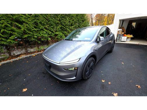 2026 Tesla Model Y Long Range