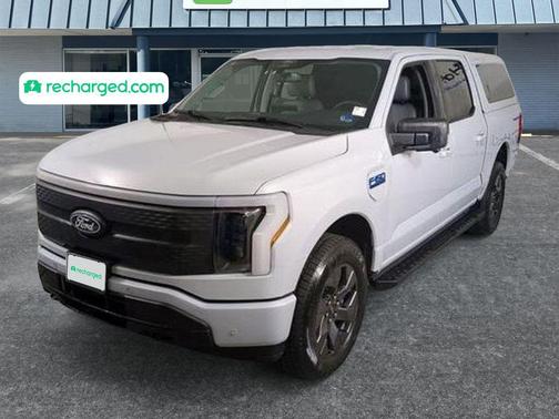 Space White Metallic 2025 Ford F-150 Lightning Flash