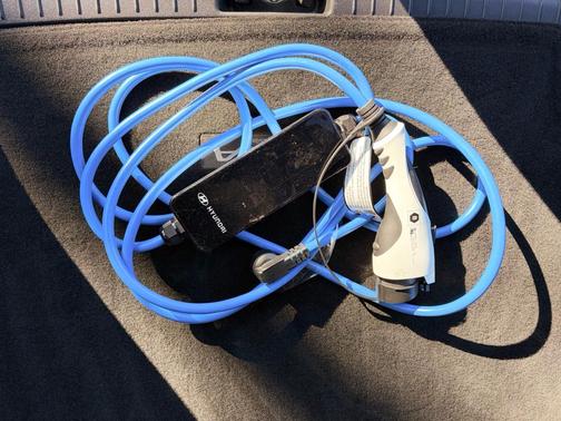 2023 Hyundai KONA EV Limited