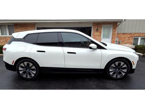 2023 BMW iX xDrive50