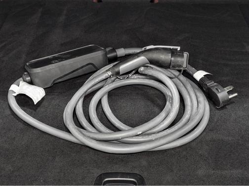 Alpine White 2023 BMW iX xDrive50