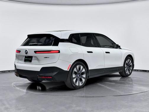Alpine White 2023 BMW iX xDrive50