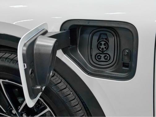 Snowfall Pearl 2024 Acura ZDX w/A-Spec Package