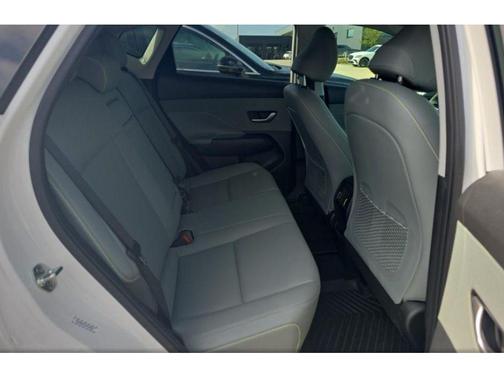Atlas White 2024 Hyundai KONA EV Limited