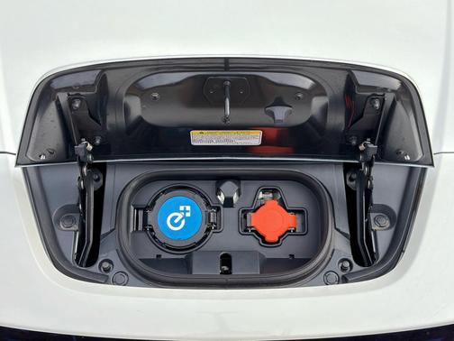 2020 Nissan Leaf SV PLUS