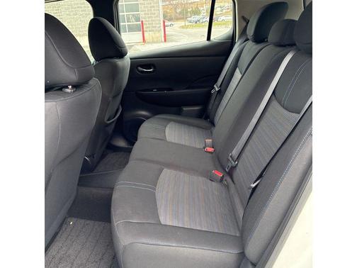 2020 Nissan Leaf SV PLUS