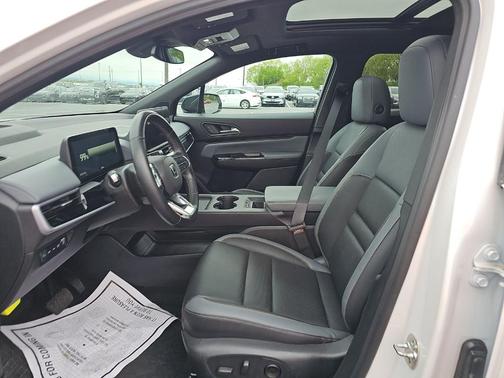 Snowfall Pearl 2024 Honda Prologue Elite
