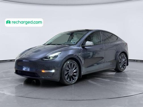 2025 Tesla Model Y Performance