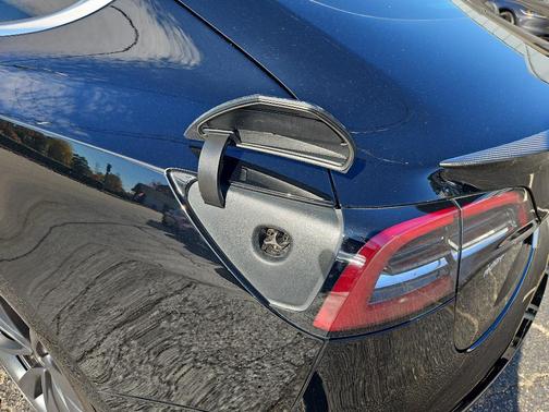 2020 Tesla Model 3 Performance