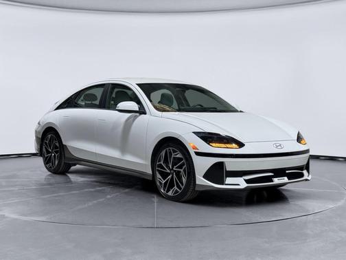 2024 Hyundai IONIQ 6 SEL