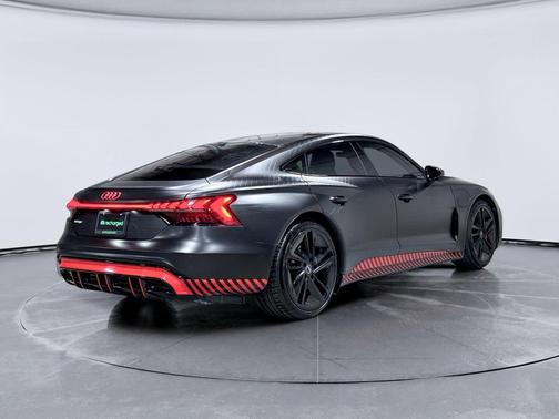 2023 Audi RS e-tron GT quattro