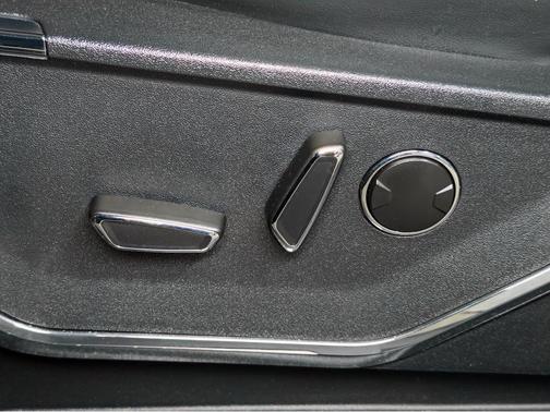 Agate Black Metallic 2023 Ford F-150 Lightning Platinum