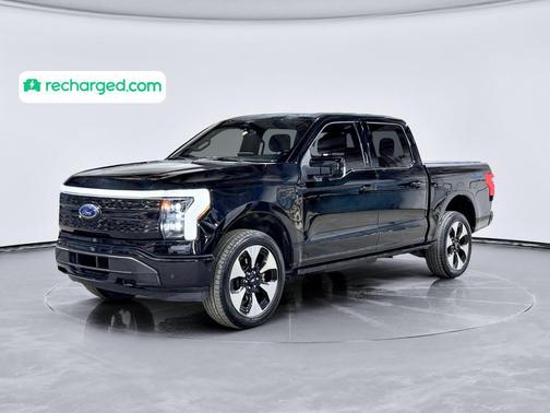 Agate Black Metallic 2023 Ford F-150 Lightning Platinum