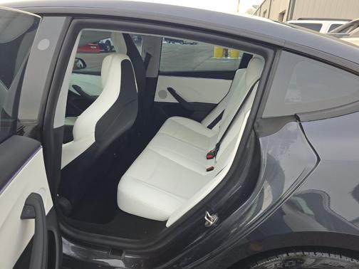 2024 Tesla Model 3 Performance