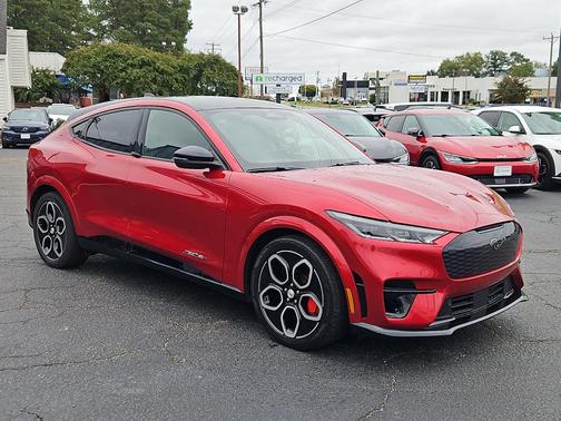 2022 Ford Mustang Mach-E GT