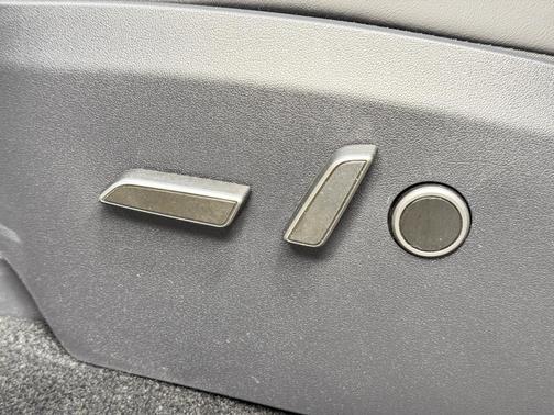 Stealth Grey 2025 Tesla Model Y Long Range