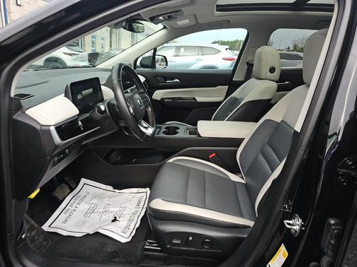 Raven Black 2024 Honda Prologue Touring