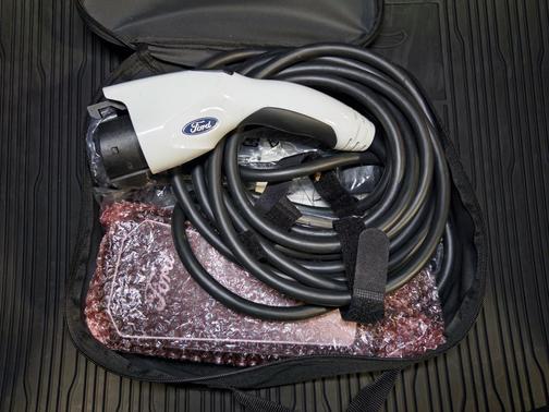 2022 Ford Mustang Mach-E California Route 1